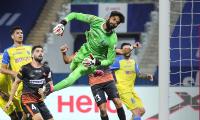 ISL: 10-man FC Goa hold Kerala