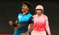 Pooja impresses as Supernovas beat Trailblazers