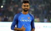 Visa issues to keep Unadkat out of fray for 1st Test 