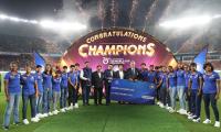 PIX: Tendulkar felicitates the World Champions!