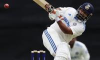 Respect the conditions: Gavaskar advises Rishabh Pant