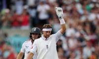 From one No 4 to another: Root's touching tribute to Thorpe