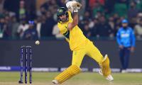 Maxwell holds nerve as Aus edge SA in thriller
