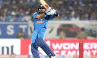 Kohli Turns Back the Clock And Turns Up the Sixes