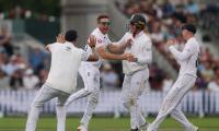 Older and Wiser, Dawson Seeks to Make Most of Test Comeback