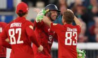 Buttler, Dawson guide England to win in 1st T20I