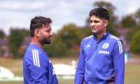 What is Steyn's advice to Captain Gill