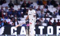 Blockbuster final day awaits but India a bit worried