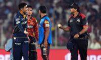 Shubman Gill Clashes With Umpires!