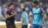 Pandya, Nehra fined for breaching IPL Code of Conduct