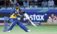 Sri Lanka skipper, pacer return home from Pakistan