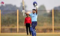 Tendulkar hails Mhatre's record-breaking feat!