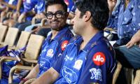 What's Aamir And Son Junaid Doing At Wankhede?