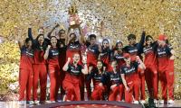 'Keeping the RCB flag flying high': Kohli hails Mandhana & Co
