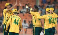 T20 World Cup: Clinical South Africa trounce Canada