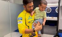SEE: Dhoni's Adorable Moment Goes Viral