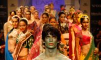 Don't Miss: The Radha-Krishna romance on the catwalk!