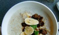 Breakfast recipe: How to make Oatmeal with fruits