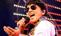 VIDEO: What makes Falguni Pathak nervous?