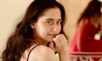 Doesn't Sanjeeda Look Like A Wow?