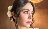 The Amazing Amruta Khanvilkar