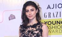 Flirty Red Carpet Moments: Mouni, Sini, Naila...