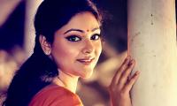 Effortlessly Elegant Abhirami