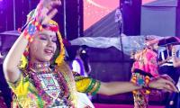 Chalo, Let's Dance The Garba!