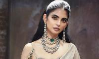 When Isha, Janhvi, Kareena Chose Heirloom Fashion...