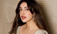 Isn't Samreen Absolutely Stunning?