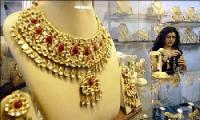 Branded jewellery seek rollback of 1% excise duty