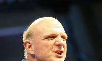 Steve Ballmer bids farewell at last Microsoft employee meeting