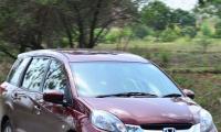 Honda Mobilio vs Toyota Innova: Which is a better buy?