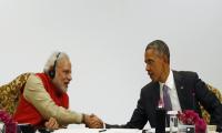 Obama announces $4 billion investments, loans to India