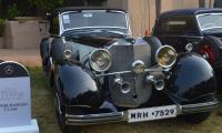 Mercedes Benz classics take over Mumbai's streets!