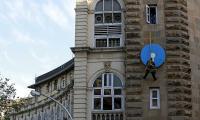 SBI sells 13.18% Yes Bank pie for Rs 8,889 cr