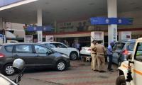 Delhi's Fuel Ban On 15-yr-old Vehicles Finds No Backers