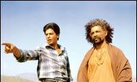 Shah Rukh shines in Swades