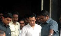 Aamir loses custody of his brother