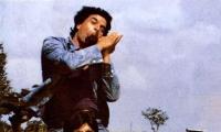 Quiz Time: How many movies have Amitabh Bachchan, Ramesh Sippy teamed up for?