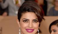 Here's what Priyanka should wear to the Oscars!