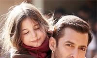 #TuesdayTrivia: How many girls did Kabir Khan audition for Munni's role in Bajrangi Bhaijaan?