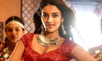Want to watch Nidhhi Agerwal's HOT new song?