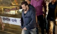 Salman Visits Malaika After Father's Death