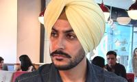 Punjabi Singer Rajvir Jawanda Dies At 35