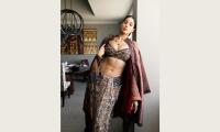 Like Janhvi's Kashmiri Look? VOTE!