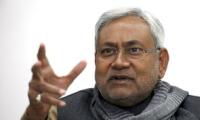 Yoga irrelevant without country-wide liquor ban: Nitish