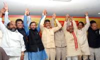 Javadekar meets Naidu in Hyderabad; TDP-BJP alliance safe