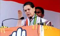 BJP's 'communal agenda' grave threat to country's unity: Sonia