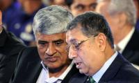 Srinivasan agrees to keep away from IPL, seeks SC nod to contest BCCI elections